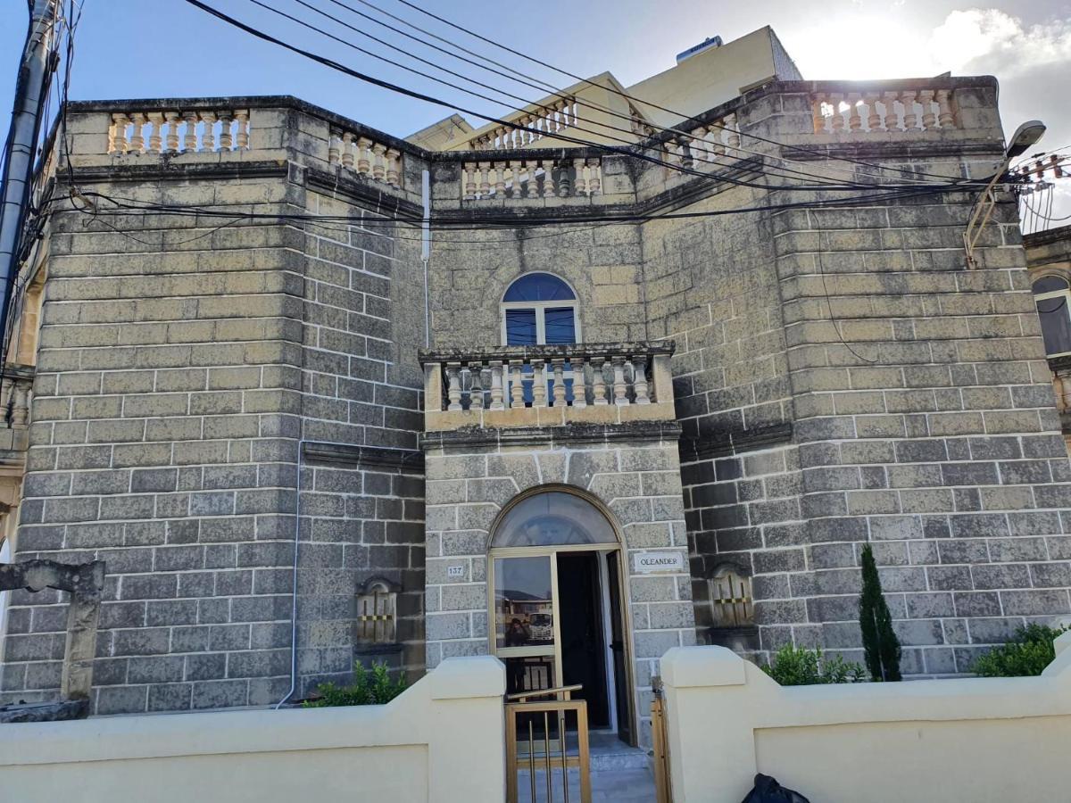 Oleander Butts Inn Zebbug  Экстерьер фото